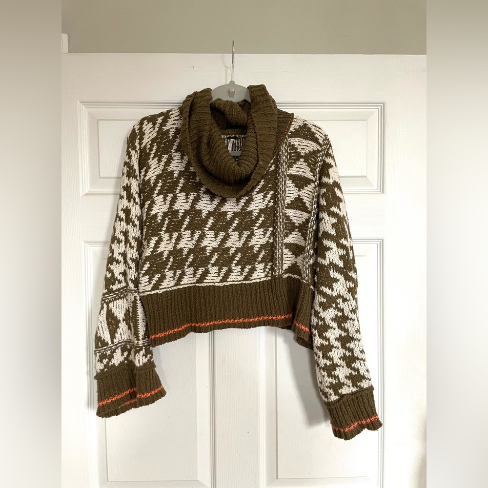 Free People sweater